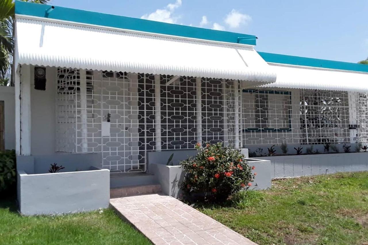 Willa Casa Del Sol -Unit B Bayamón Zewnętrze zdjęcie